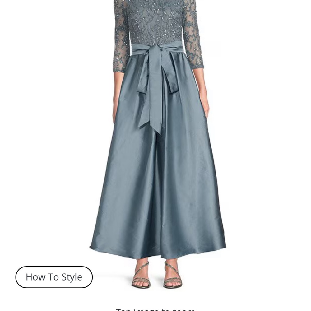 MOB or MOG Elegant Blue Pisarro Nights Gray Evening Gown Size 4